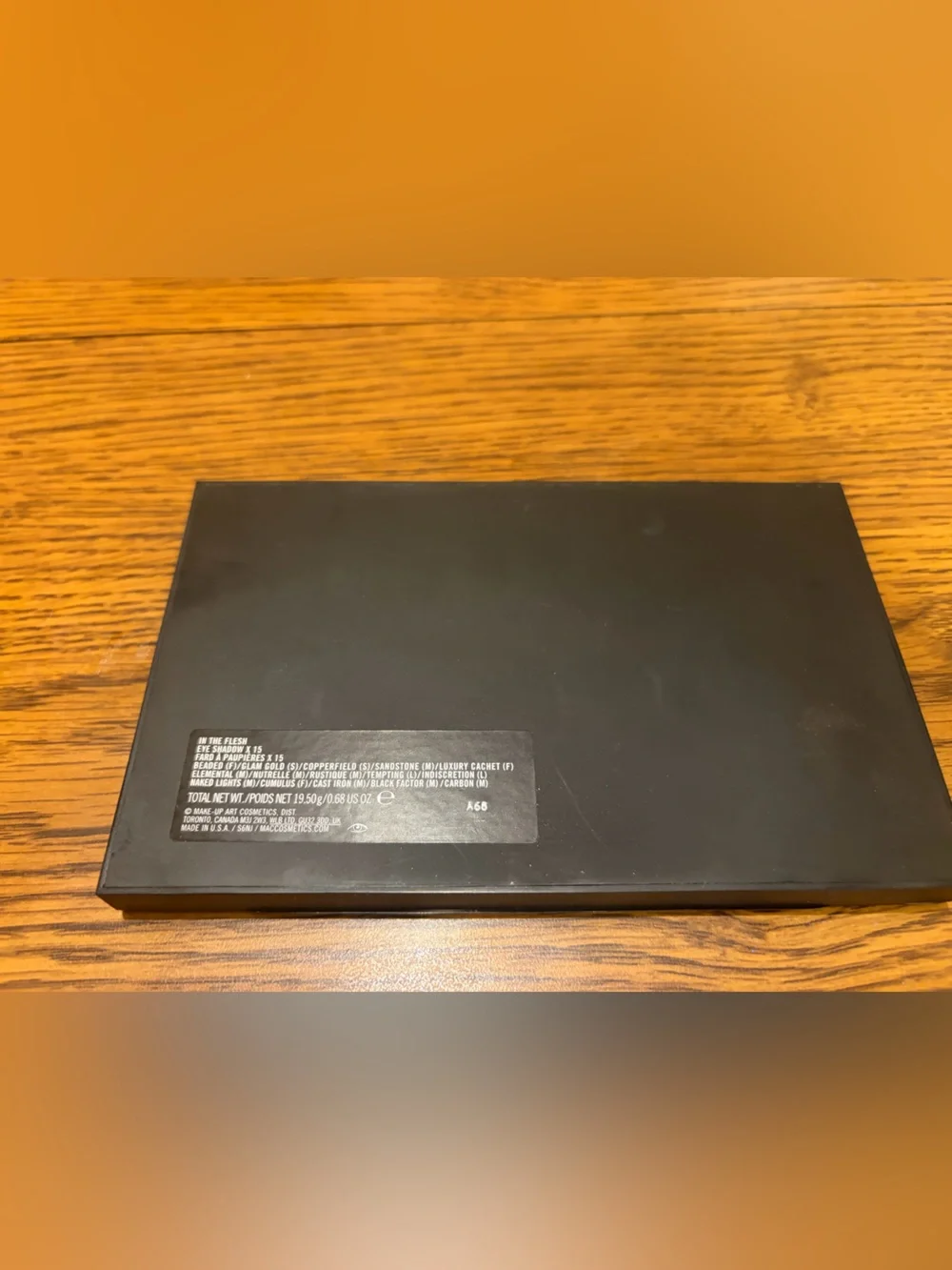 MAC Neutral Eyeshadow Palette x 15 IN THE FLESH Eye Shadow